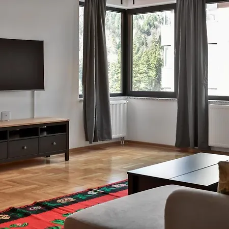 Belvedere Apartment *