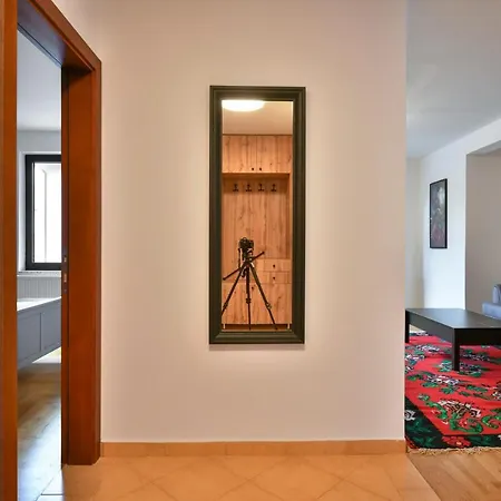 Belvedere Apartment *